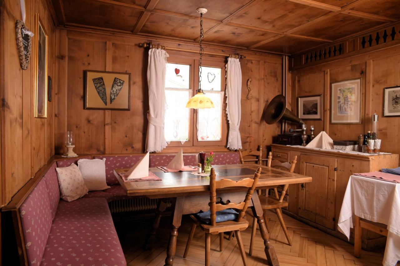 Gasthaus Kreuz シュルンス エクステリア 写真