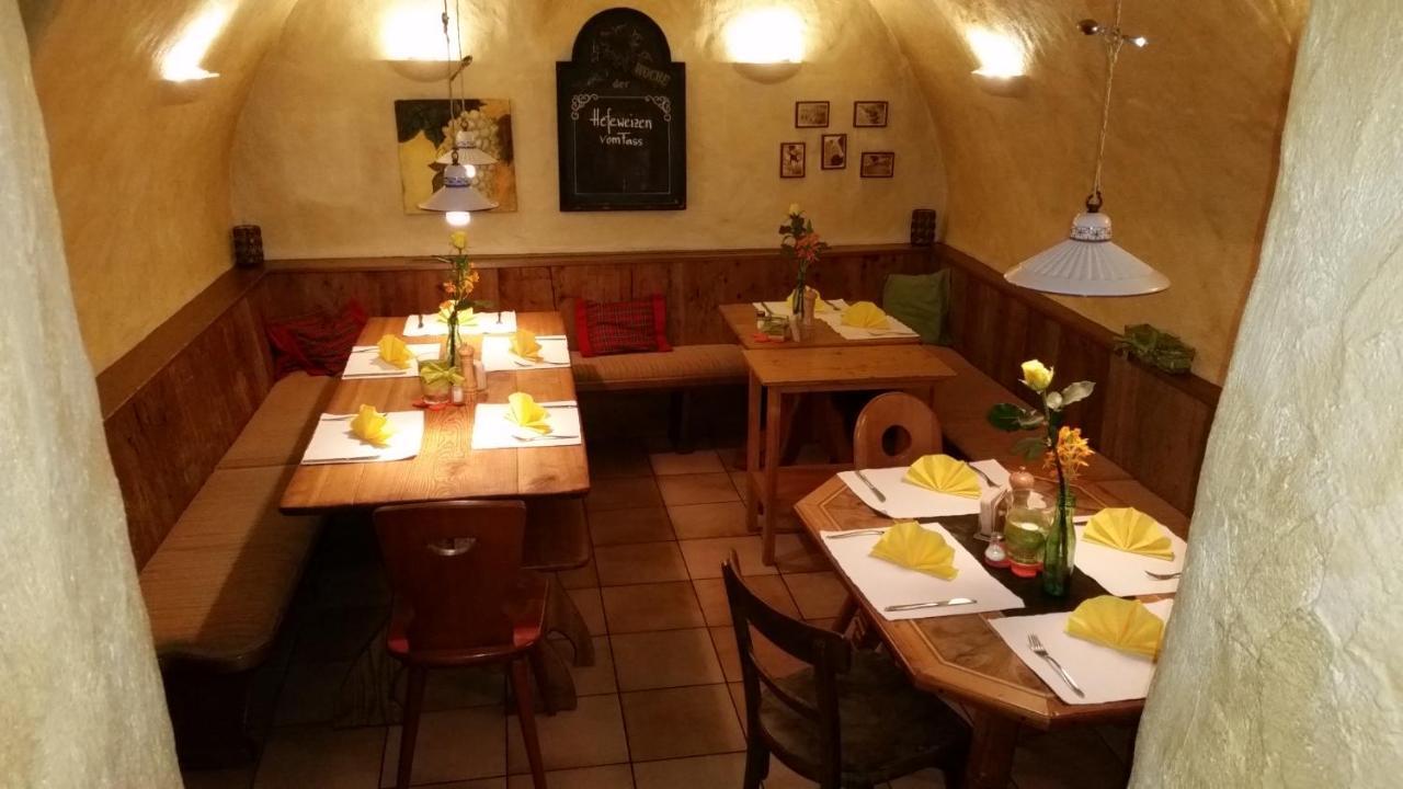Gasthaus Kreuz シュルンス エクステリア 写真